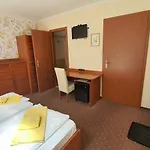 Platan Szallashely Sándorfalva