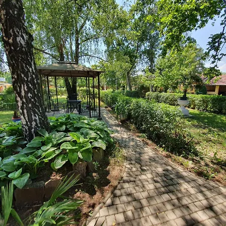 بيت ضيافة Platan Szallashely 3*