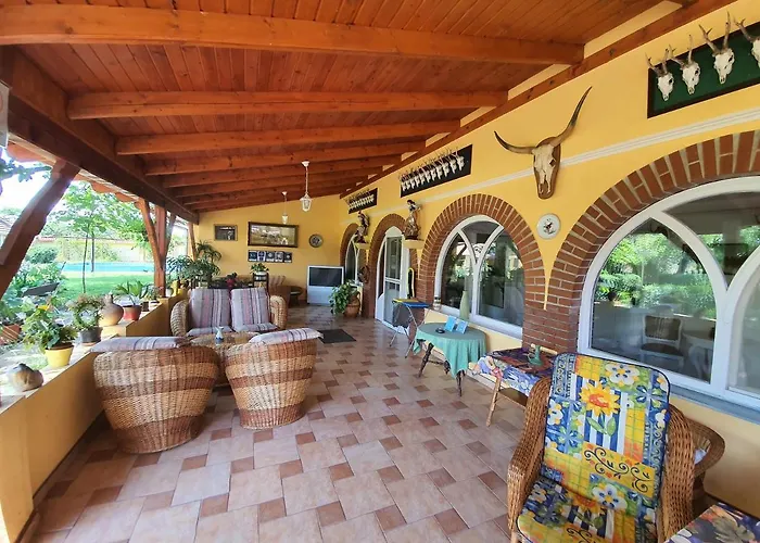Platan Szallashely 3* Sandorfalva